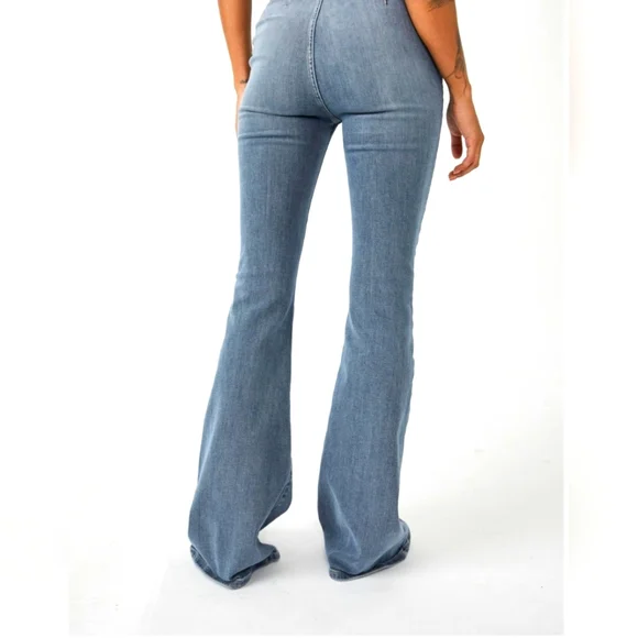 We The Free Jayde Flare- Size 29- NWOT(only taken out of plastic)🌾